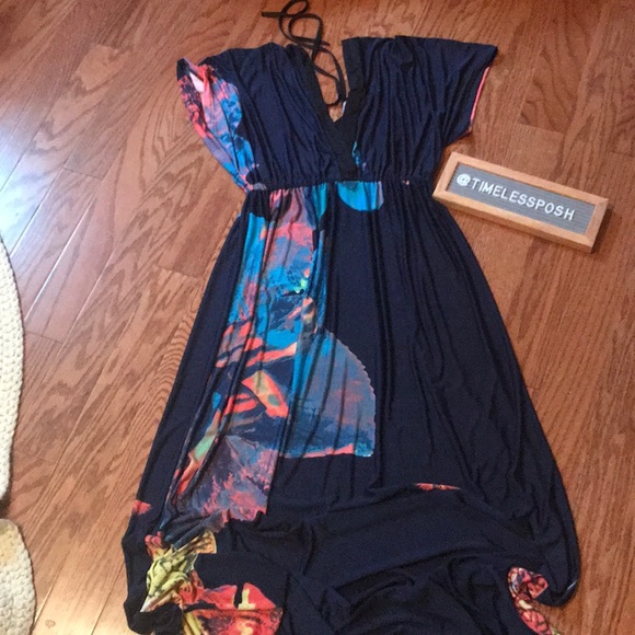 Wantdo Dresses & Skirts - NWOT Wantdo Butterfly Maxi Dress